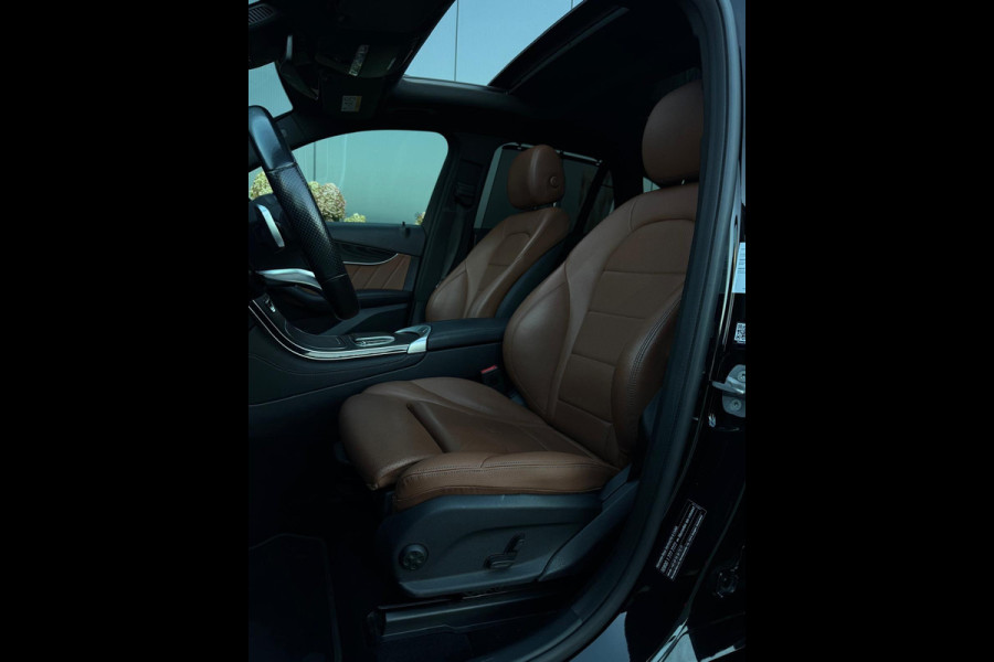 Mercedes-Benz GLC 300e 4MATIC AMG FULL PANO|LEDER|NAVI|LED