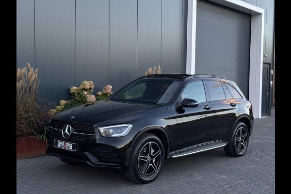 Mercedes-Benz GLC 300e 4MATIC AMG FULL PANO|LEDER|NAVI|LED