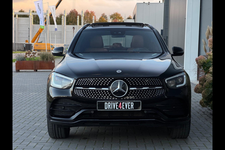 Mercedes-Benz GLC 300e 4MATIC AMG FULL PANO|LEDER|NAVI|LED