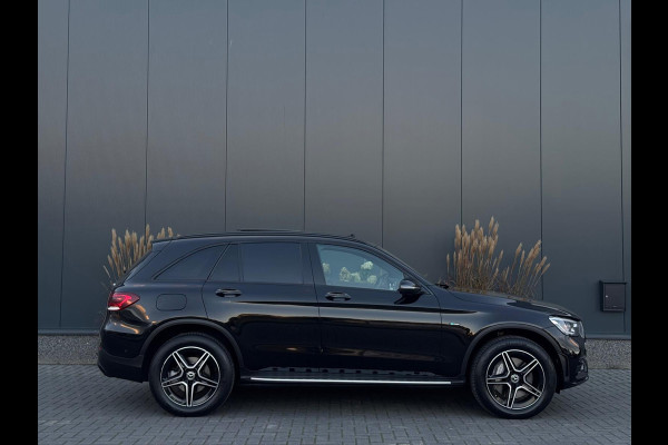 Mercedes-Benz GLC 300e 4MATIC AMG FULL PANO|LEDER|NAVI|LED