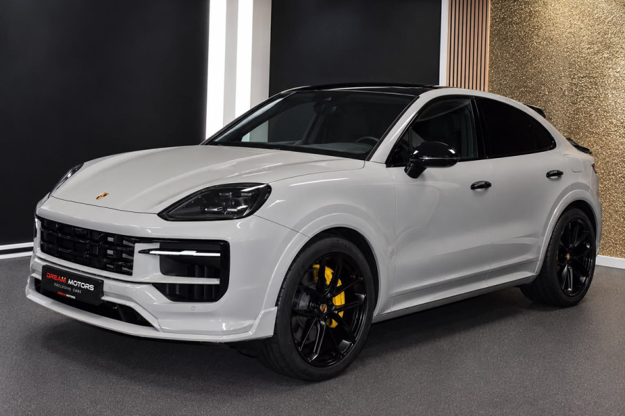 Porsche Cayenne Coupé 3.0 E-Hybrid TURBO GT 470pk | BIJRIJDERSDISPLAY | SPORTUITLAAT | PANODAK