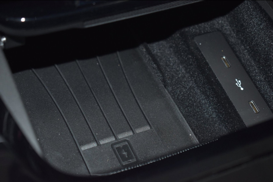 Porsche Cayenne Coupé 3.0 E-Hybrid TURBO GT 470pk | BIJRIJDERSDISPLAY | SPORTUITLAAT | PANODAK