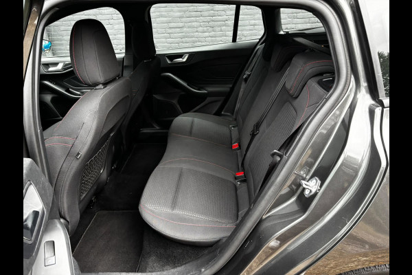 Ford FOCUS Wagon 1.0 EcoBoost ST Line Business STOELVER|TREKHAAK|NAVI|PDC|NWE APK
