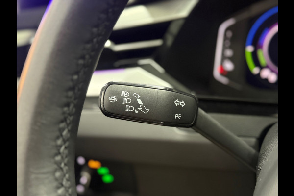 Volkswagen Arteon 1.4 TSI eHybrid R-Line | Pano | Trekhaak |ACC| Virtual |LED| Memory | Keyless | Sportstoelen | Stoelverw.
