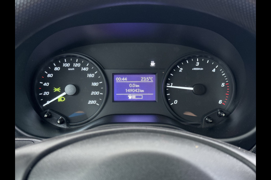 Mercedes-Benz Vito 110CDI Extra Lang *OPRIJ-PLAAT* 3-Pers.Camera Airco Bluetooth Licht-/regensensor Betonplex Vloer Wandbetimmering Sidebars Euro 6 Origineel Nederlandse Auto