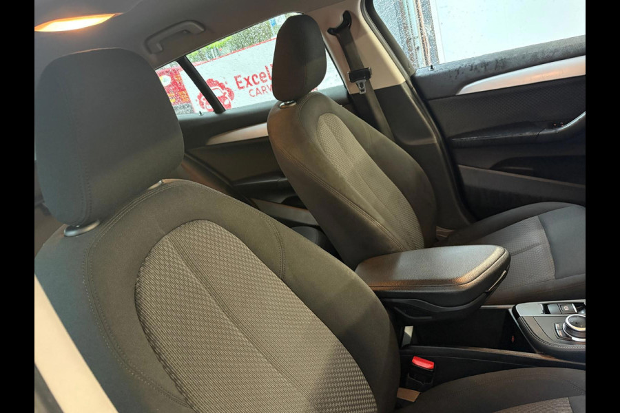 BMW X2 1.8 HIGH EXECUTIVE AUT/STOELVERW/NAV/CAMERA