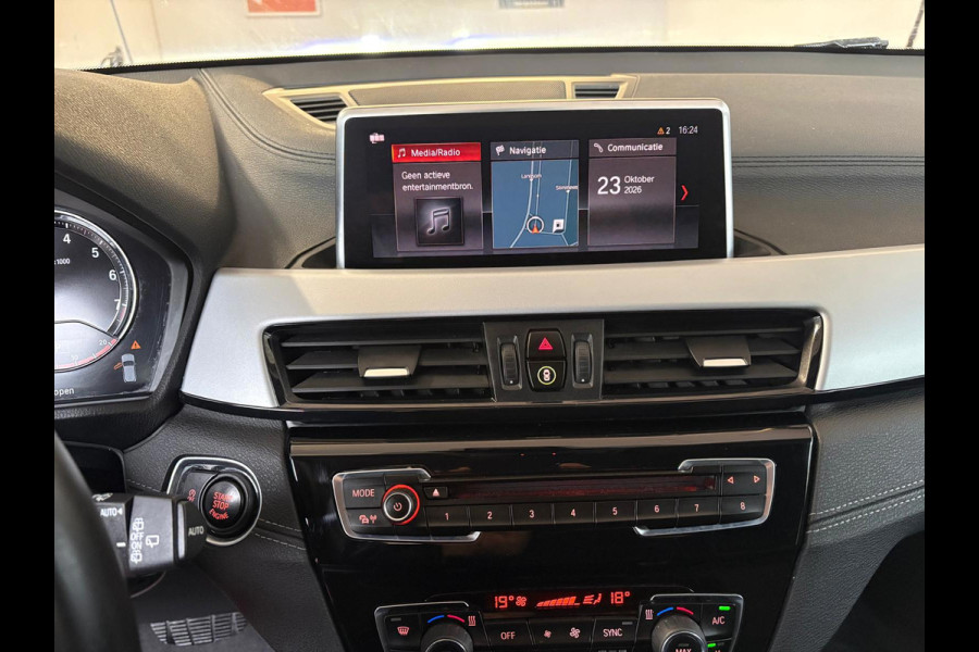 BMW X2 1.8 HIGH EXECUTIVE AUT/STOELVERW/NAV/CAMERA