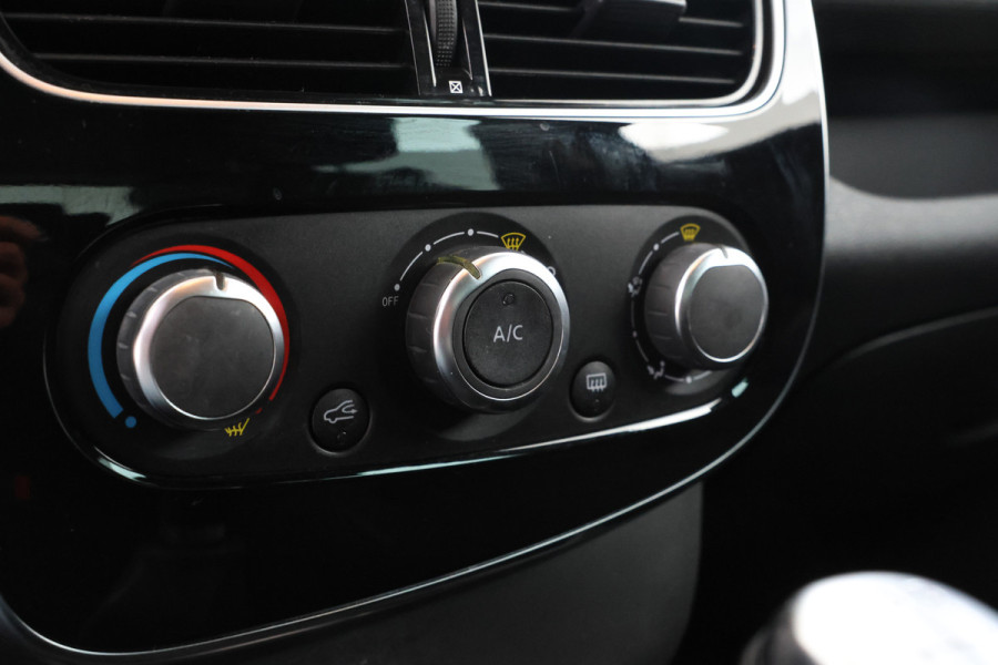 Renault Clio 0.9 TCe Limited Navigatie, Airco