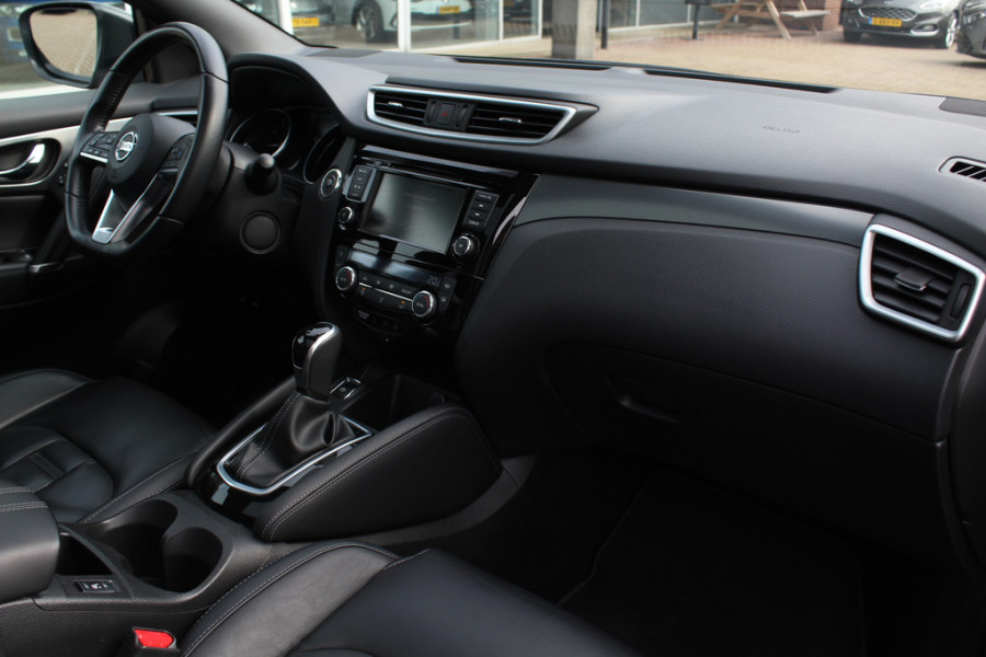 Nissan QASHQAI 1.2 Tekna + / Trekhaak / Panoramadak / 360Camera / Leder / Bose / Keyless / 19'' / Stoelverwarming / Dodehoek / DAB / Cruise Control