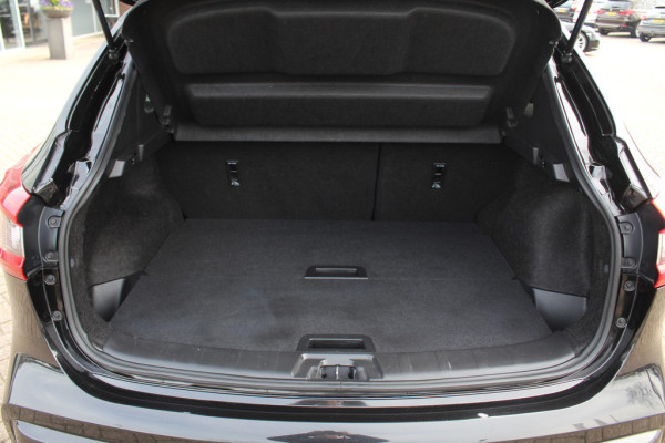 Nissan QASHQAI 1.2 Tekna + / Trekhaak / Panoramadak / 360Camera / Leder / Bose / Keyless / 19'' / Stoelverwarming / Dodehoek / DAB / Cruise Control