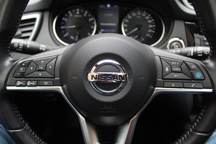 Nissan QASHQAI 1.2 Tekna + / Trekhaak / Panoramadak / 360Camera / Leder / Bose / Keyless / 19'' / Stoelverwarming / Dodehoek / DAB / Cruise Control