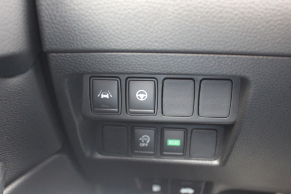 Nissan QASHQAI 1.2 Tekna + / Trekhaak / Panoramadak / 360Camera / Leder / Bose / Keyless / 19'' / Stoelverwarming / Dodehoek / DAB / Cruise Control