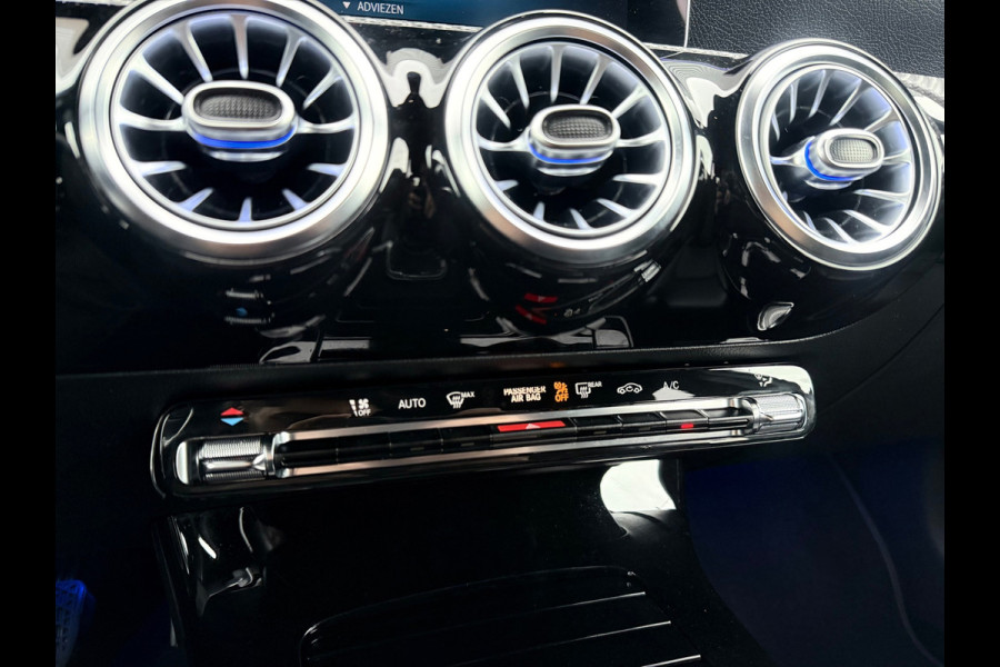 Mercedes-Benz A-Klasse A200 Business Solution 163pk Benzine