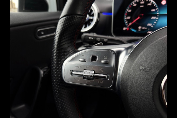 Mercedes-Benz A-Klasse A200 Business Solution 163pk Benzine