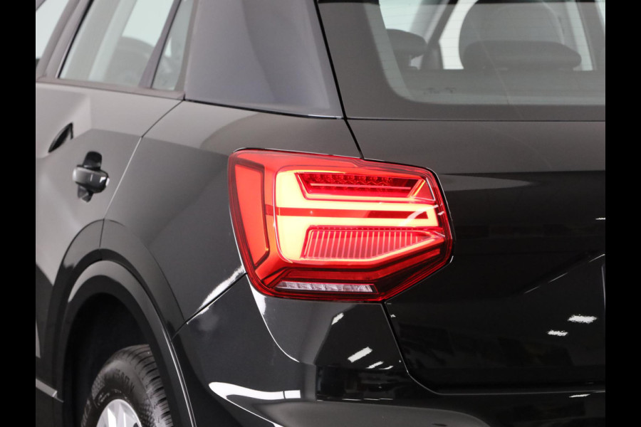 Audi Q2 35 TFSI Advanced edition 150pk | Private lease vanaf € 717,- per maand | Adaptieve cruise controle | Parkeercamera | 17 inch  Lichtmetalen velgen | Verlengde garantie