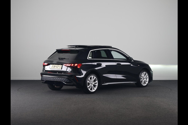 Audi A3 Sportback 40 TFSI e S edition 204pk | Panoramadak | 17 inch lichtmetalen velgen | Sonos Audio | Adaptive cruise controle | |Verlengde garantie