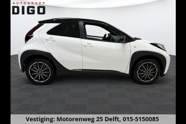 Toyota Aygo X 1.0 VVT-i PLAY BLACK & WHITE GARANTIE 2032! CARPLAY NAVI. ADAPTIVE CRUISE.AIRCO