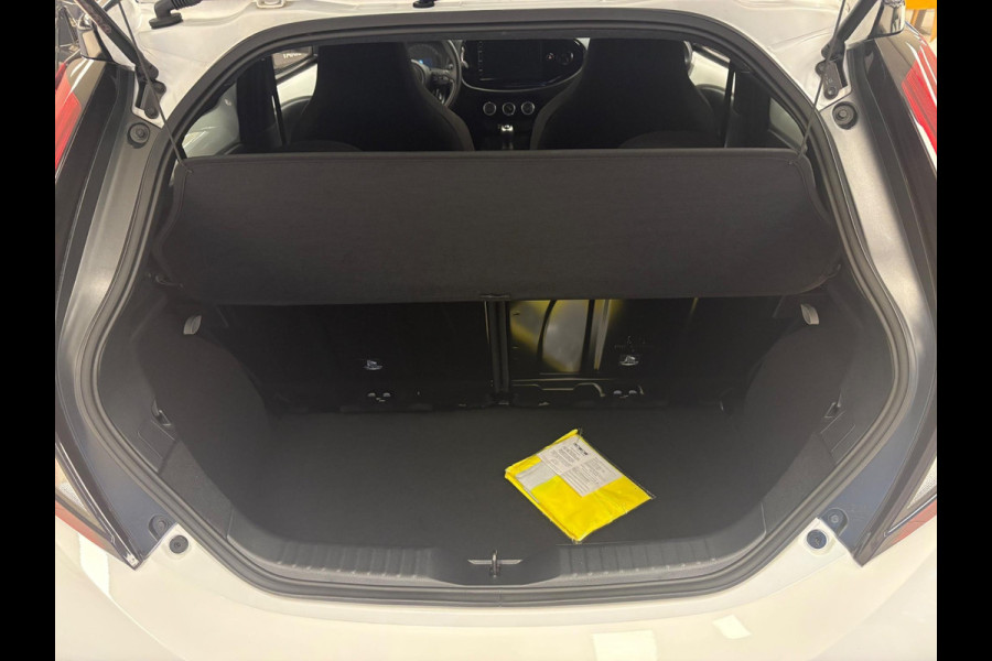 Toyota Aygo X 1.0 VVT-i PLAY BLACK & WHITE GARANTIE 2032! CARPLAY NAVI. ADAPTIVE CRUISE.AIRCO