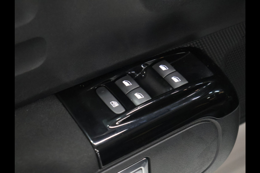 Citroën C3 1.2 PureTech Shine [APPLE CARPLAY, CAMERA, STOELVERWARMING, ANDROID, CRUISE, LED VISION, PDC ACHTER, CLIMATE, NAVIGATIE, NIEUWSTAAT]