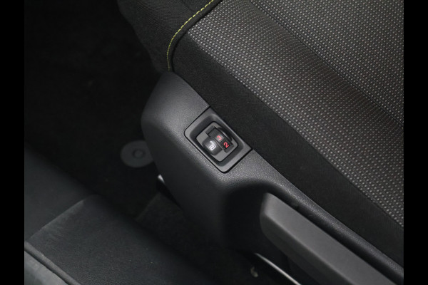 Citroën C3 1.2 PureTech Shine [APPLE CARPLAY, CAMERA, STOELVERWARMING, ANDROID, CRUISE, LED VISION, PDC ACHTER, CLIMATE, NAVIGATIE, NIEUWSTAAT]