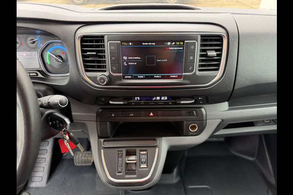 Peugeot e-Expert 50kWh 136PK Elektrisch 230km WLTP L3 Snelladen Climate Control Cruise Control Achteruitrijcamera Laadkabel