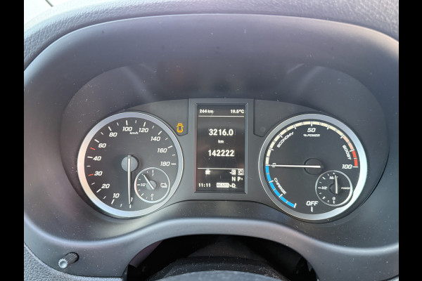 Mercedes-Benz eVito Tourer 129 90kWh 204PK Personenvervoer L2 370km WLTP 92.2% (SOH) 7 Stoelen Elektrische Schuifdeur LED Lichtmetalen velgen 17inch