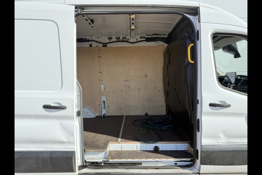 Ford E-Transit 68kWh 184PK L2H2 316km WLTP 97,2% (SOH) Climate Control Cruise Control CarPlay Camera Navigatie Parkeersensoren v+a