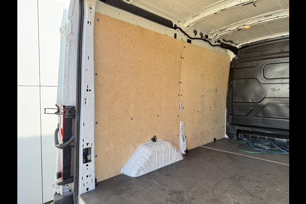 Ford E-Transit 68kWh 184PK L2H2 316km WLTP 97,2% (SOH) Climate Control Cruise Control CarPlay Camera Navigatie Parkeersensoren v+a