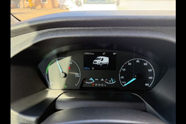 Ford E-Transit 68kWh 184PK L2H2 316km WLTP 97,2% (SOH) Climate Control Cruise Control CarPlay Camera Navigatie Parkeersensoren v+a