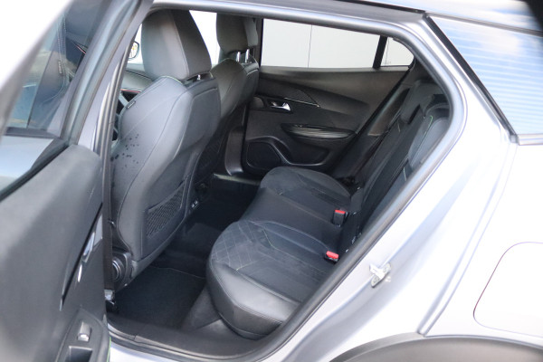 Peugeot 2008 1.2 PureT. 130PK Automaat GT Trekhaak/Camera/Adapt.-cruise/Stoelverwarming/Parkeerhulp