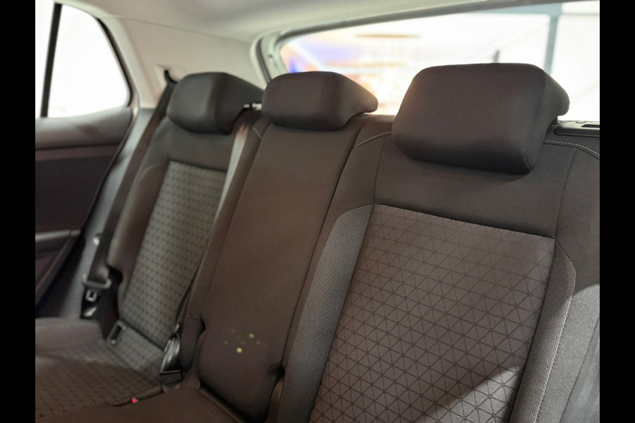Volkswagen T-Cross Automaat | Ascot Grey | ACC | Camera | Virtual Cockpit 110PK