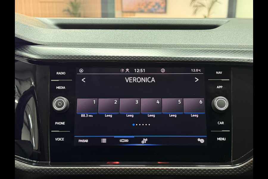 Volkswagen T-Cross Automaat | Ascot Grey | ACC | Camera | Virtual Cockpit 110PK
