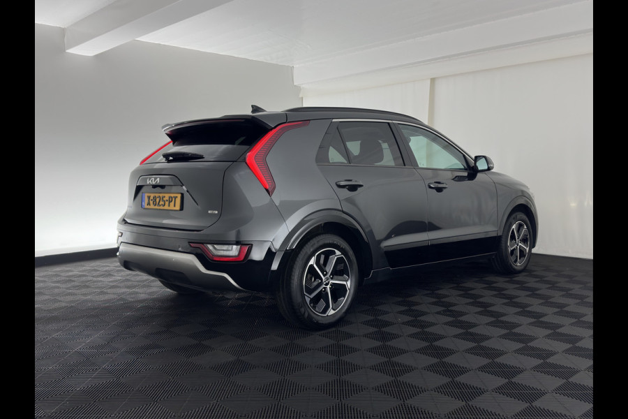 Kia Niro 1.6 GDi Hybrid DynamicPlusLine (INCL.BTW) Aut. *PANO | LEATHER | DIGI-COCKPIT | NAVI-FULLMAP | DAB | ADAPTIVE-CRUISE | CAMERA | HEATED-COMFORTSEATS | KEYLESS | PRIVACYGLASS | SHIFTPADDLES | CARPLAY |  HEAD-UP | ...