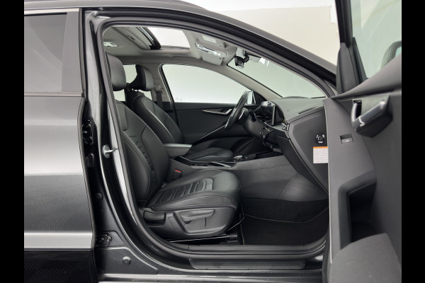 Kia Niro 1.6 GDi Hybrid DynamicPlusLine (INCL.BTW) Aut. *PANO | LEATHER | DIGI-COCKPIT | NAVI-FULLMAP | DAB | ADAPTIVE-CRUISE | CAMERA | HEATED-COMFORTSEATS | KEYLESS | PRIVACYGLASS | SHIFTPADDLES | CARPLAY |  HEAD-UP | ...