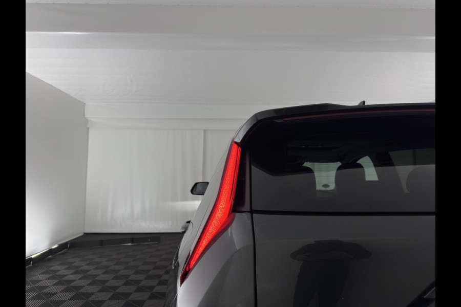 Kia Niro 1.6 GDi Hybrid DynamicPlusLine (INCL.BTW) Aut. *PANO | LEATHER | DIGI-COCKPIT | NAVI-FULLMAP | DAB | ADAPTIVE-CRUISE | CAMERA | HEATED-COMFORTSEATS | KEYLESS | PRIVACYGLASS | SHIFTPADDLES | CARPLAY |  HEAD-UP | ...