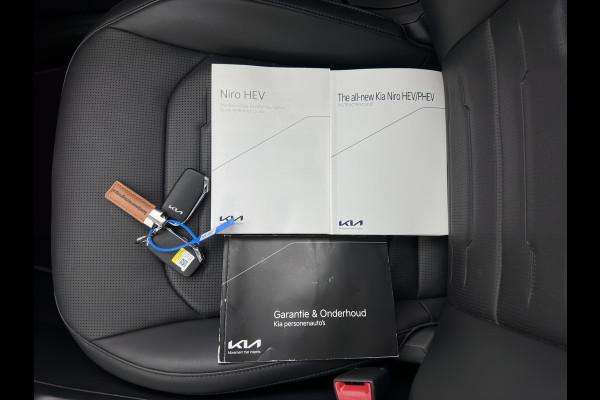 Kia Niro 1.6 GDi Hybrid DynamicPlusLine (INCL.BTW) Aut. *PANO | LEATHER | DIGI-COCKPIT | NAVI-FULLMAP | DAB | ADAPTIVE-CRUISE | CAMERA | HEATED-COMFORTSEATS | KEYLESS | PRIVACYGLASS | SHIFTPADDLES | CARPLAY |  HEAD-UP | ...