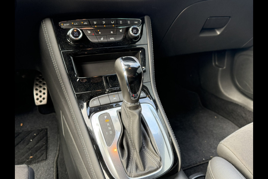 Opel Astra Sports Tourer 1.4 Ultimate | Automaat | Trekhaak | Camera | AGR | Stoelverwarming V+A | Apple Carplay/Android Auto | Meer foto's volgen