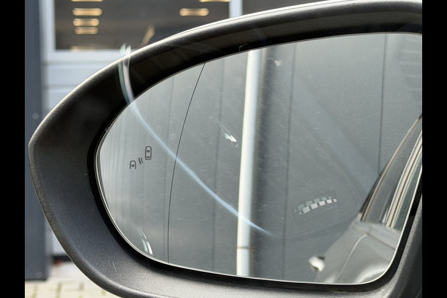 Opel Astra Sports Tourer 1.4 Ultimate | Automaat | Trekhaak | Camera | AGR | Stoelverwarming V+A | Apple Carplay/Android Auto | Meer foto's volgen