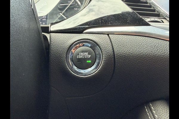 Opel Astra Sports Tourer 1.4 Ultimate | Automaat | Trekhaak | Camera | AGR | Stoelverwarming V+A | Apple Carplay/Android Auto | Meer foto's volgen