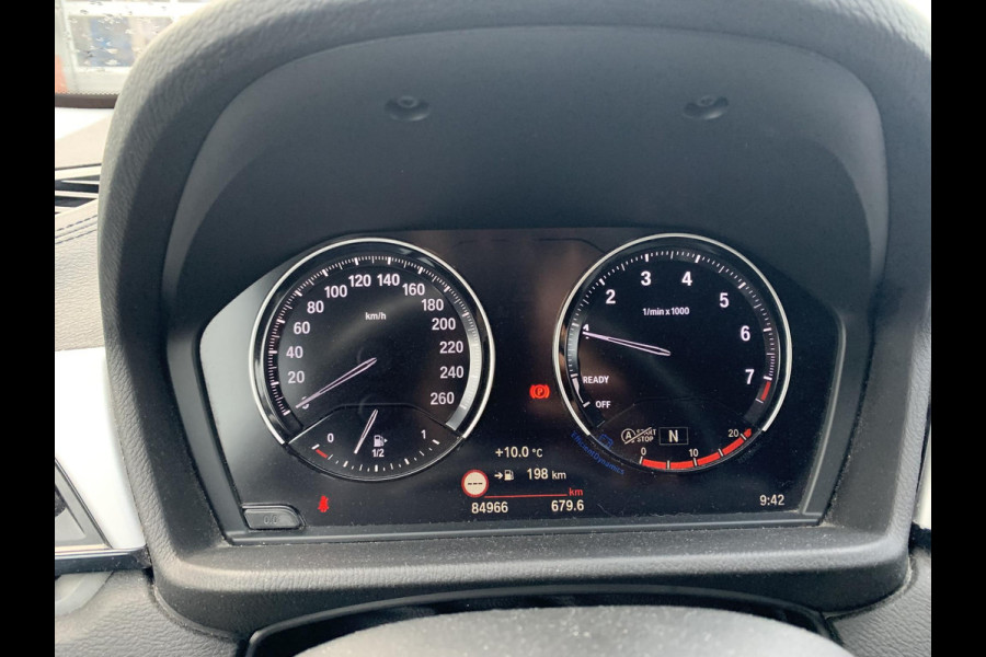 BMW X2 sDrive18i High Executive | Trekhaak | Stoelverwarming | Carplay | Harman Kardon | Climate Control |