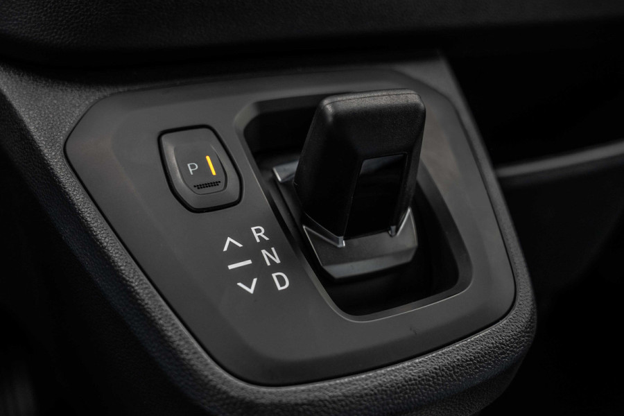 Renault Trafic | NIEUW | 7-Zits | Automaat | LED | Camera | PDC | Navi | Climatronic | Trekhaak