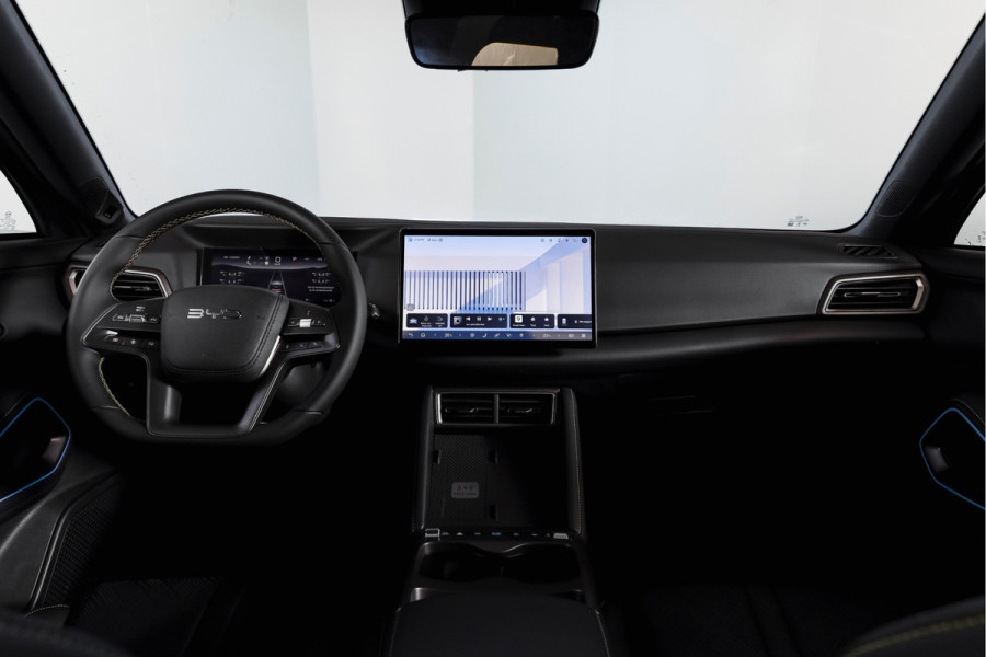 BYD ATTO 2 1.5 DM-i Boost | Panodak | Dig. Cockpit | Adapt. Cruise | Stoel-+Stuurverw. | PDC | 360 Camera | NAV + Carplay / Android | ECC | LM 17" | 1019