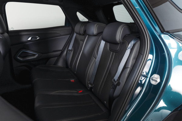 BYD ATTO 2 1.5 DM-i Boost | Panodak | Dig. Cockpit | Adapt. Cruise | Stoel-+Stuurverw. | PDC | 360 Camera | NAV + Carplay / Android | ECC | LM 17" | 1019