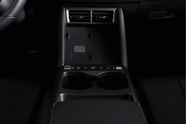 BYD ATTO 2 1.5 DM-i Boost | Panodak | Dig. Cockpit | Adapt. Cruise | Stoel-+Stuurverw. | PDC | 360 Camera | NAV + Carplay / Android | ECC | LM 17" | 1019