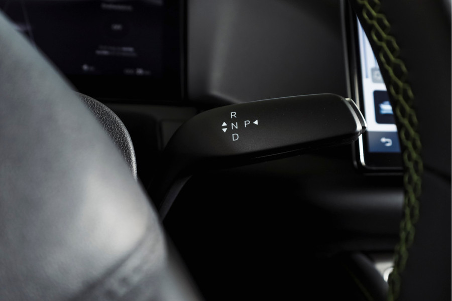 BYD ATTO 2 1.5 DM-i Boost | Panodak | Dig. Cockpit | Adapt. Cruise | Stoel-+Stuurverw. | PDC | 360 Camera | NAV + Carplay / Android | ECC | LM 17" | 1019