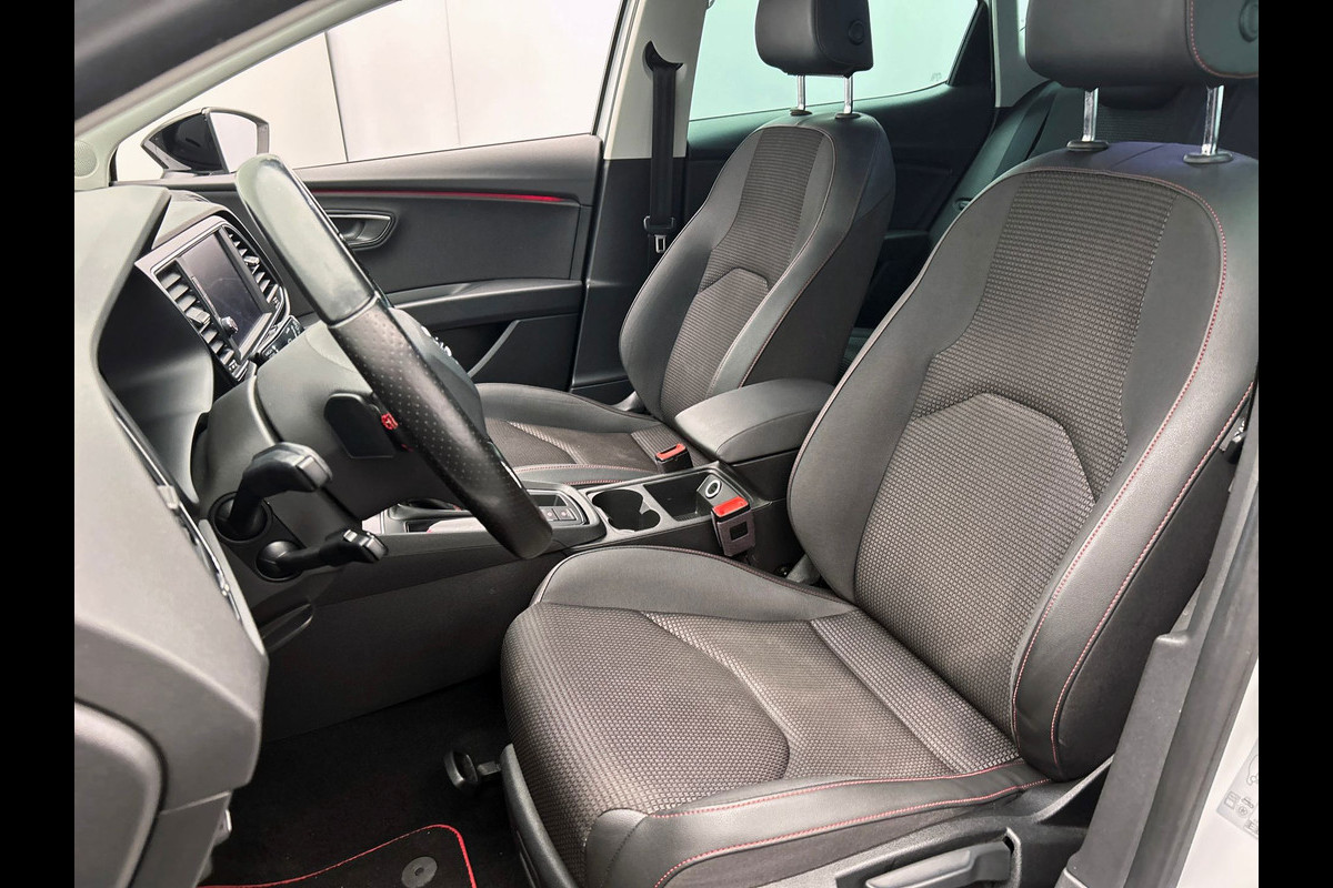 Seat Leon 1.4 EcoTSI FR Business Intense | Apple/Carplay | Virtual/Cockpit | Stoelverwarming