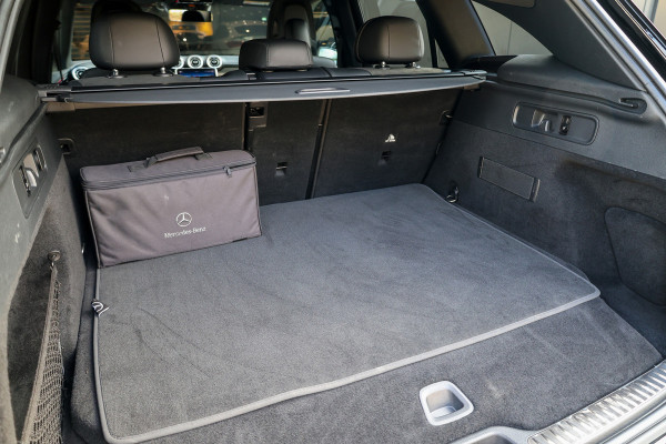 Mercedes-Benz GLC 300e 4MATIC AMG Line | MEMORY | ELEK TREKHAAK | KEYLESS | CARBON | SFEERVERLICHTING |
