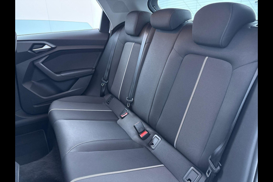 Audi A1 Sportback 25 TFSI Pro Line 95 pk | Navigatie via App | Cruise control | Parkeersensoren (Achter) | Apple carplay / Android auto | Autom. Dimlichten |