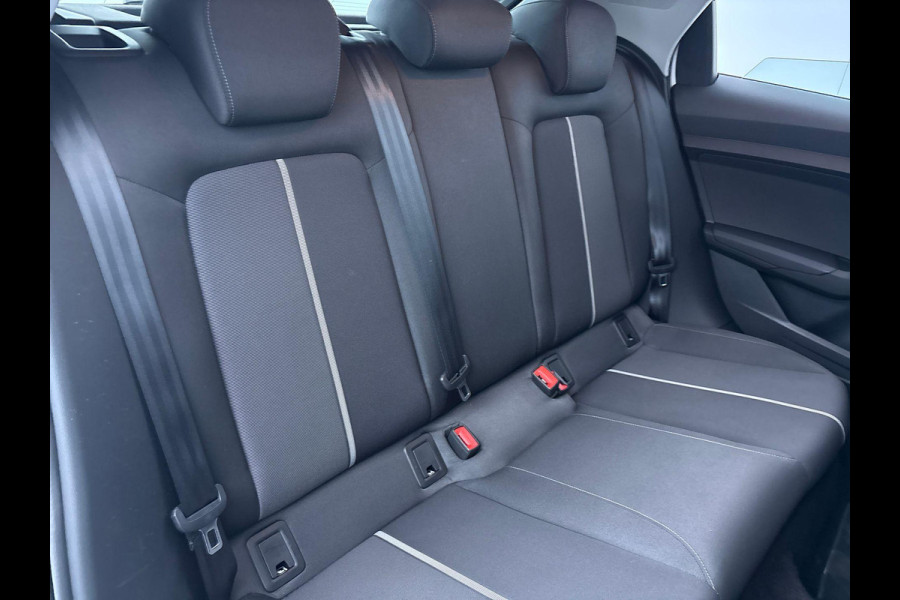 Audi A1 Sportback 25 TFSI Pro Line 95 pk | Navigatie via App | Cruise control | Parkeersensoren (Achter) | Apple carplay / Android auto | Autom. Dimlichten |