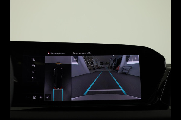 Audi A5 Avant S edition e-hybrid 299 pk Private lease vanaf € 1.105,-| Bang & Olufsen premium 3D | Techniekpakket plus | Elektrische stoelen met memory | Lederen bekleding | S-line interieur